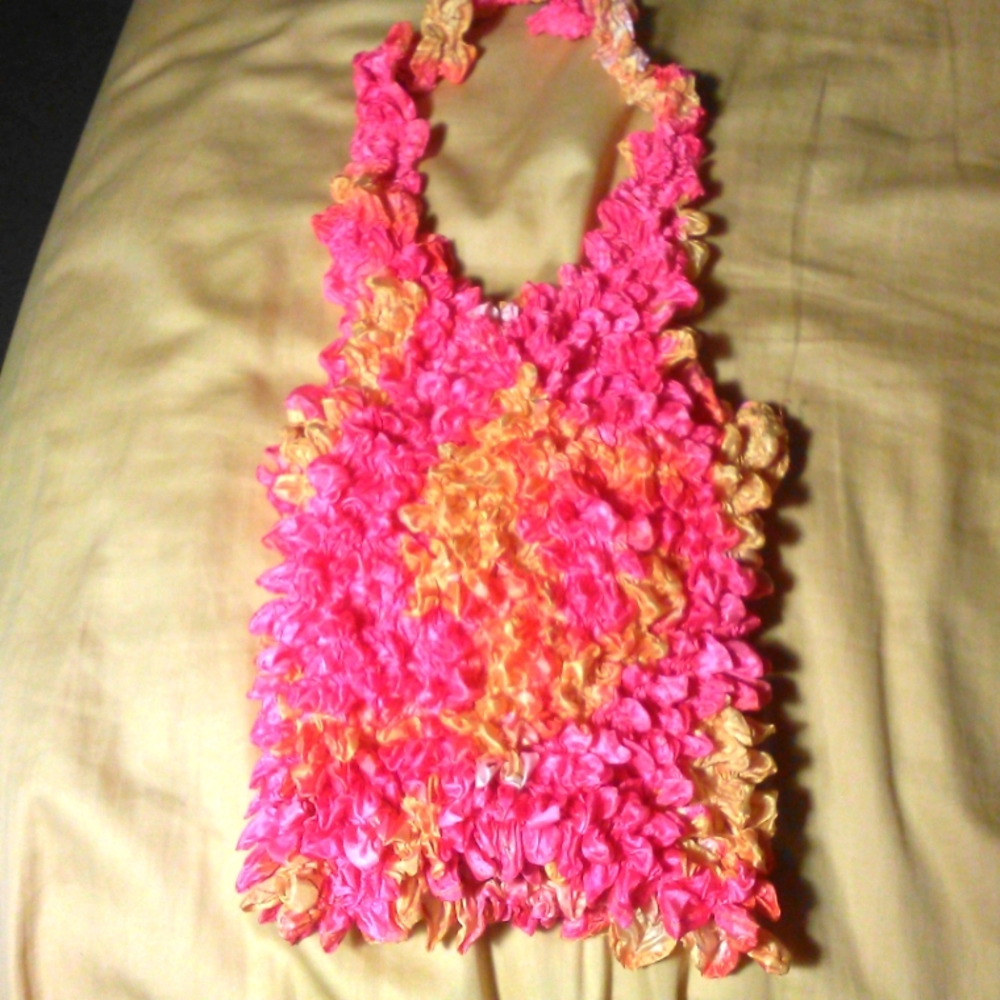 BNWOT VINTAGE POPCORN HALTER TOP LADIES/ MAGIC BUBBLE TOPS THAT EXPAND SATINY - Picture 1 of 7